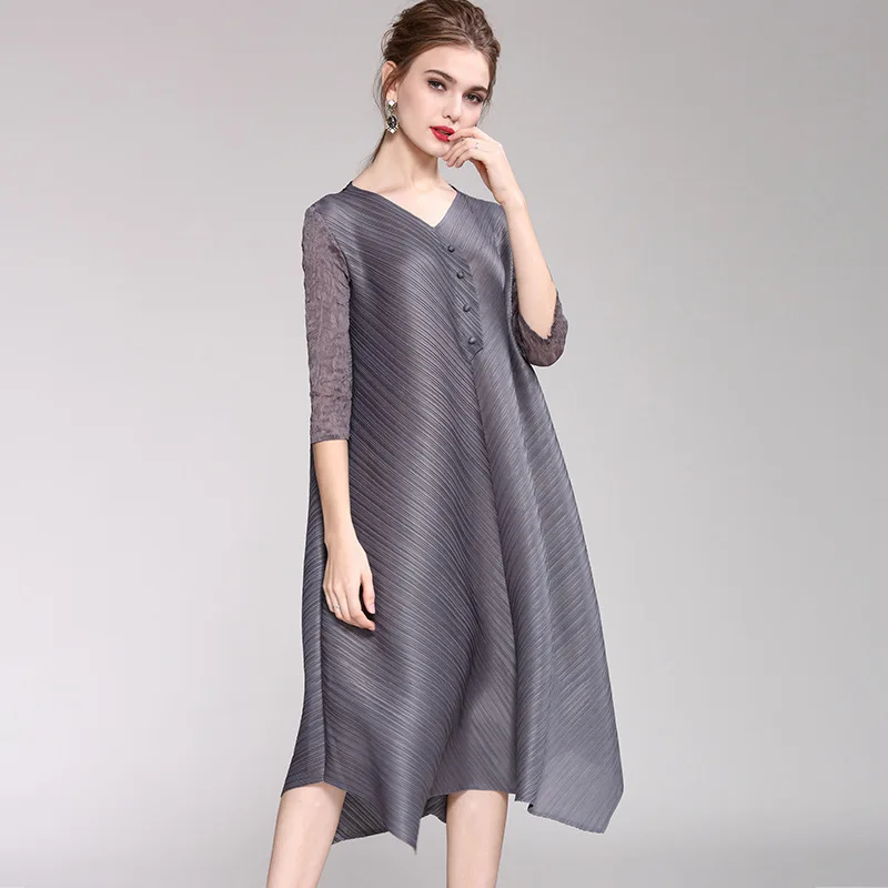 

LANMREM 2019 Spring Summer Pleated Clothes For Women Half Sleeve V Collar Fashion Irregular Loose High Quality Dresses NA899