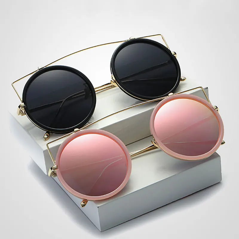 

Vintage Metal Frame Classic Tone Mirror Colorful Film Glasses Unisex Eyewear Luxury Brand Designer Cat Ear Sunglasses