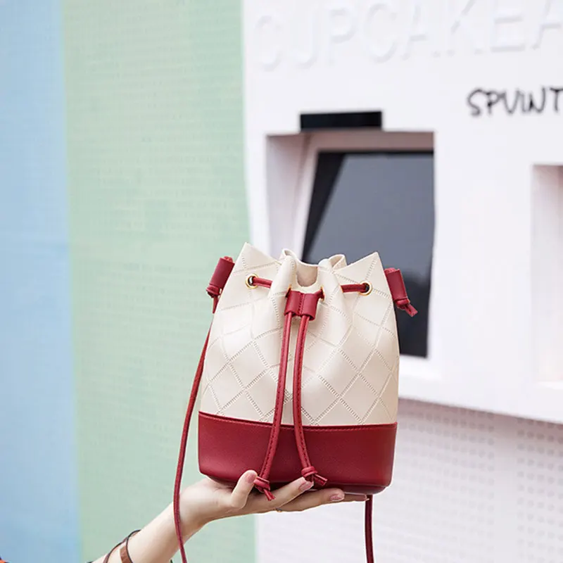 

Fashion bucket crossbody bags for women leather shoulder bags diamond lattice female mini messenger bags patchwork string open