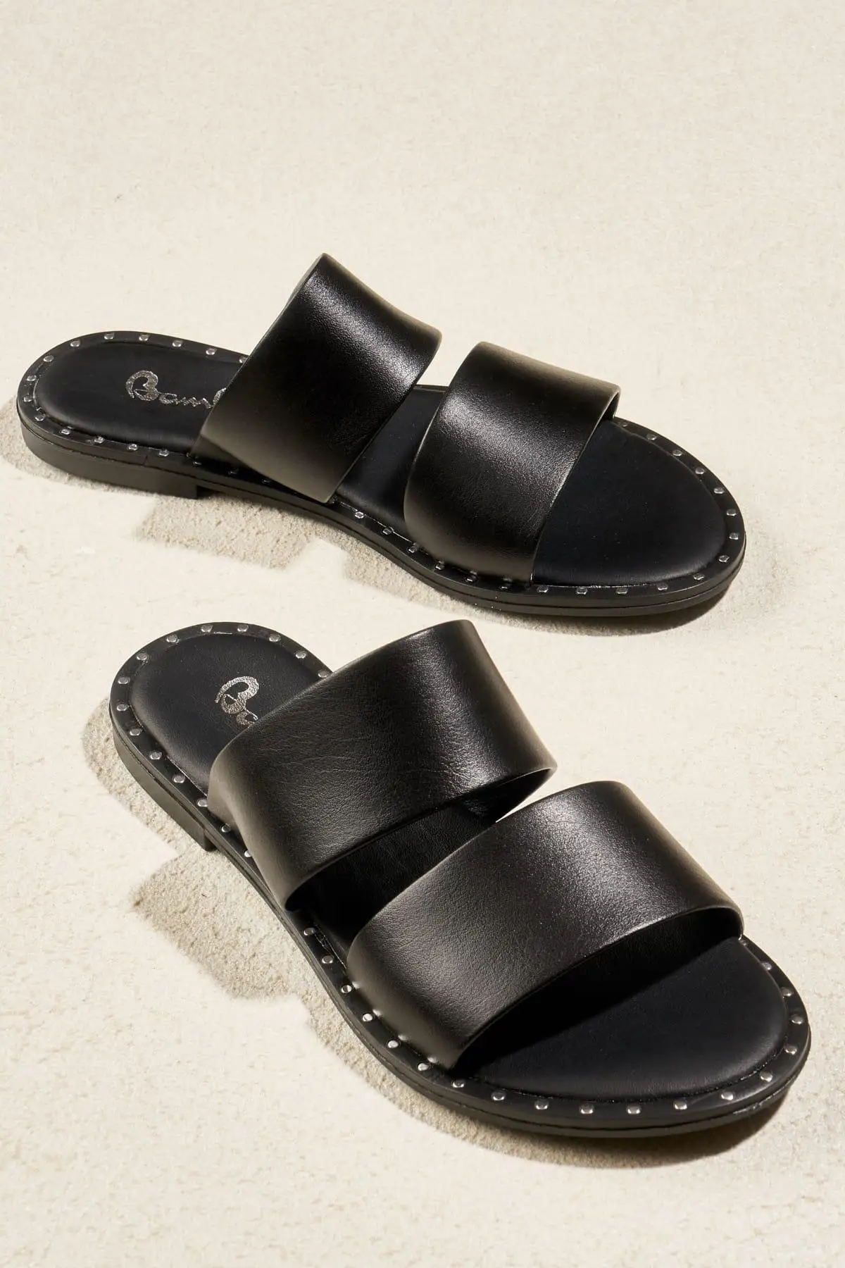 

Bambi Black Female Slippers H0647130009
