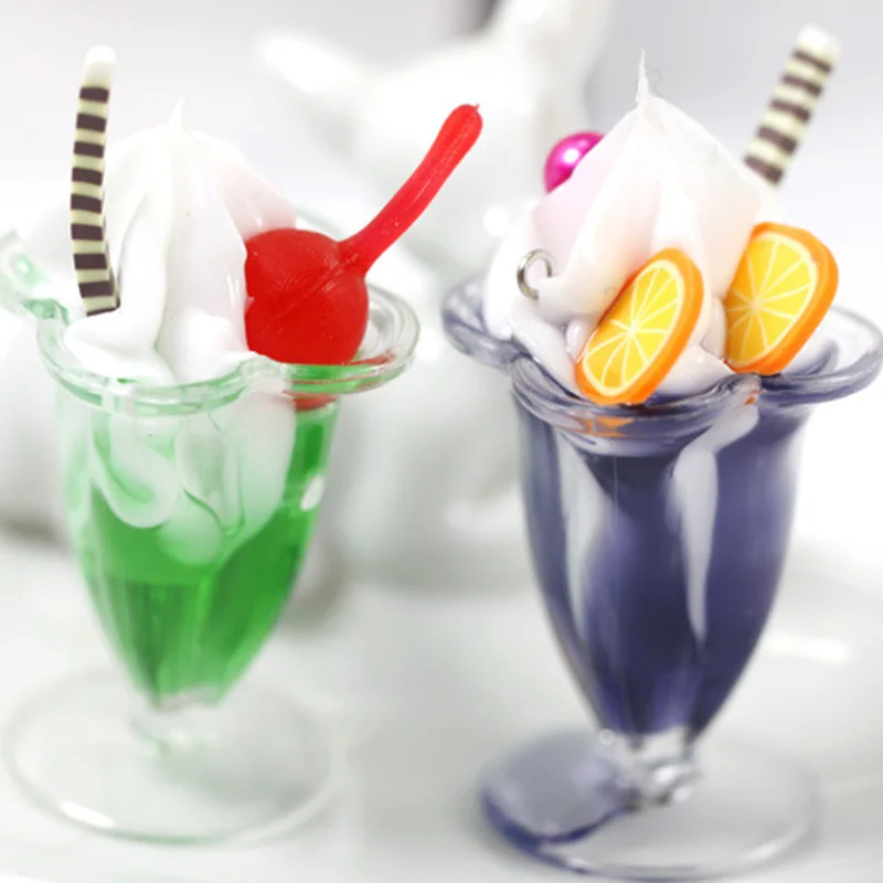 

Cute keyring Ice Cream Cocktail Key Ring Charm Keychain Bag Pendant Key Chains Random Color For Girl's Fashion Jewelry Gift