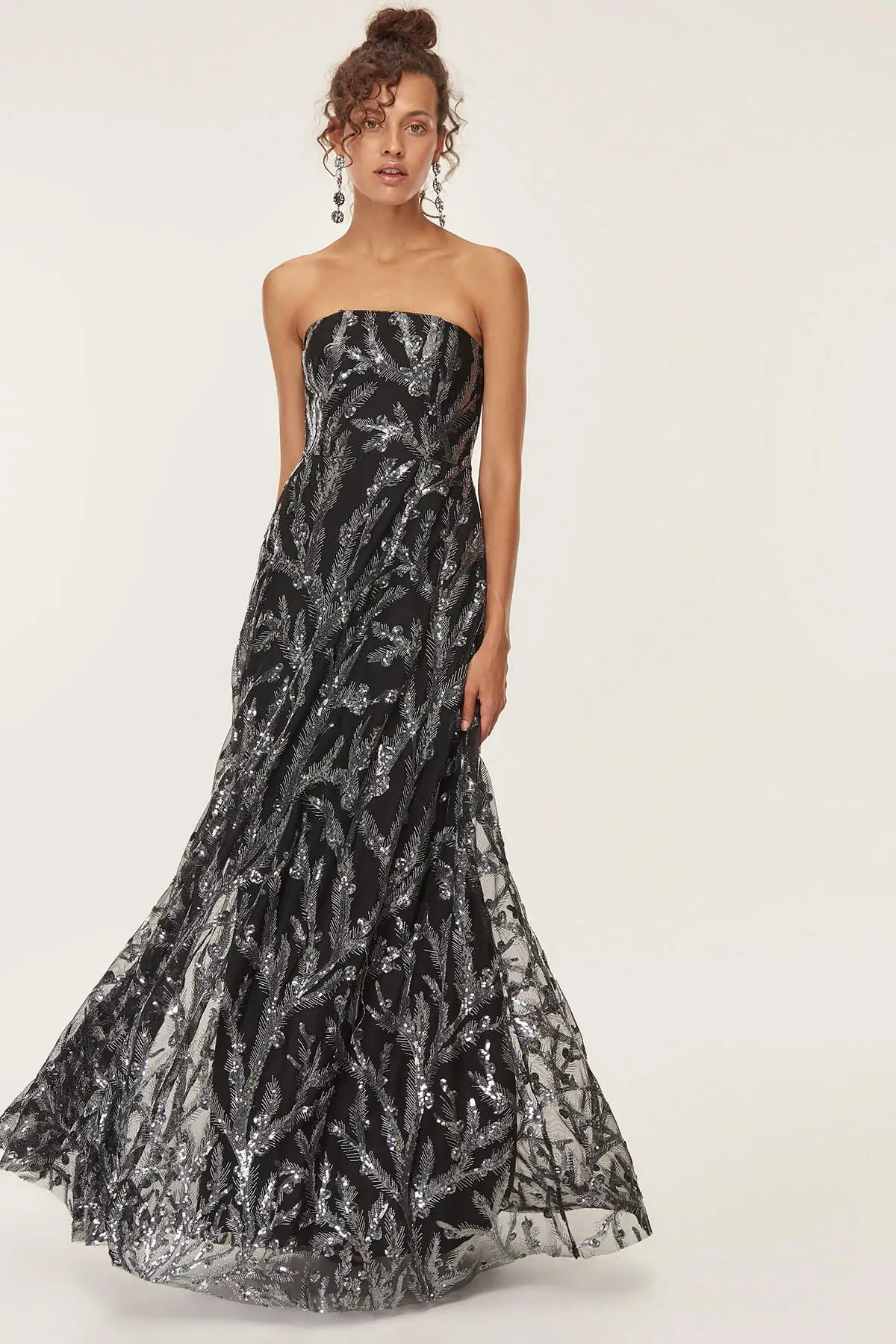 Noche Gris Vestido Bordado Lentejuelas Trendyol Tprss18fz0411 De RqCSXxwC4