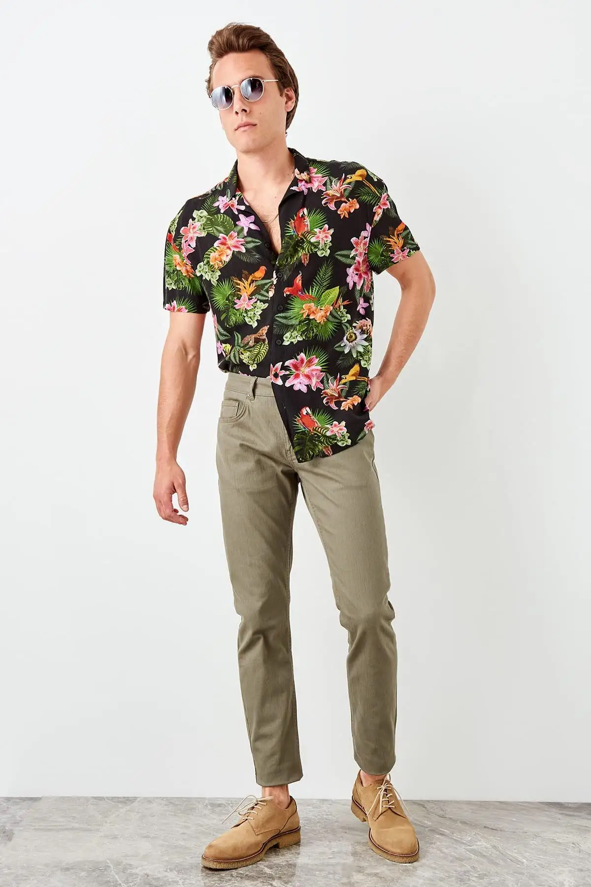 

Trendyol New Khaki Mens Slim Fit Pants TMNSS19LR0235