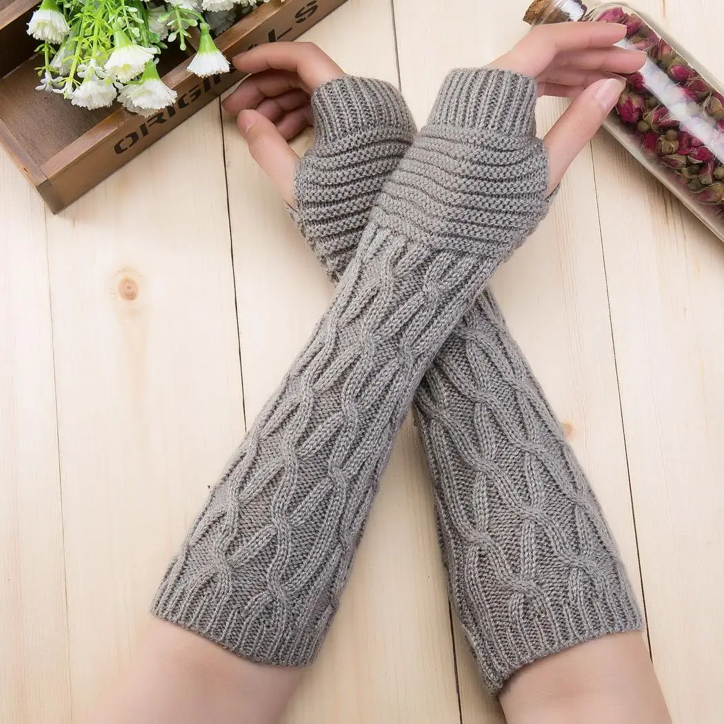 Вязаные удлиненные перчатки. Длинные варежки. Длинные варежки. Длинные варежки. Митенки в повседневной.