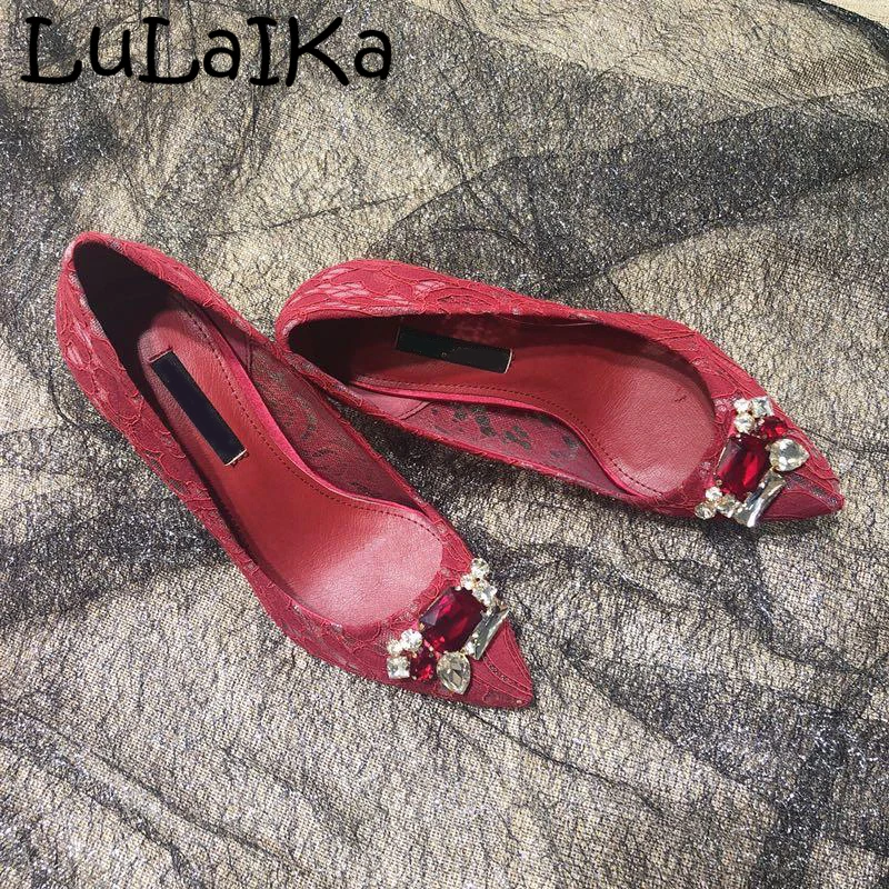 

Sexy Pointed Toe Solid Color Lace Pumps 2019 New Brand Shining Rhinestone Thin Heel Shoes Elegant Woman Wedding Party High Heels