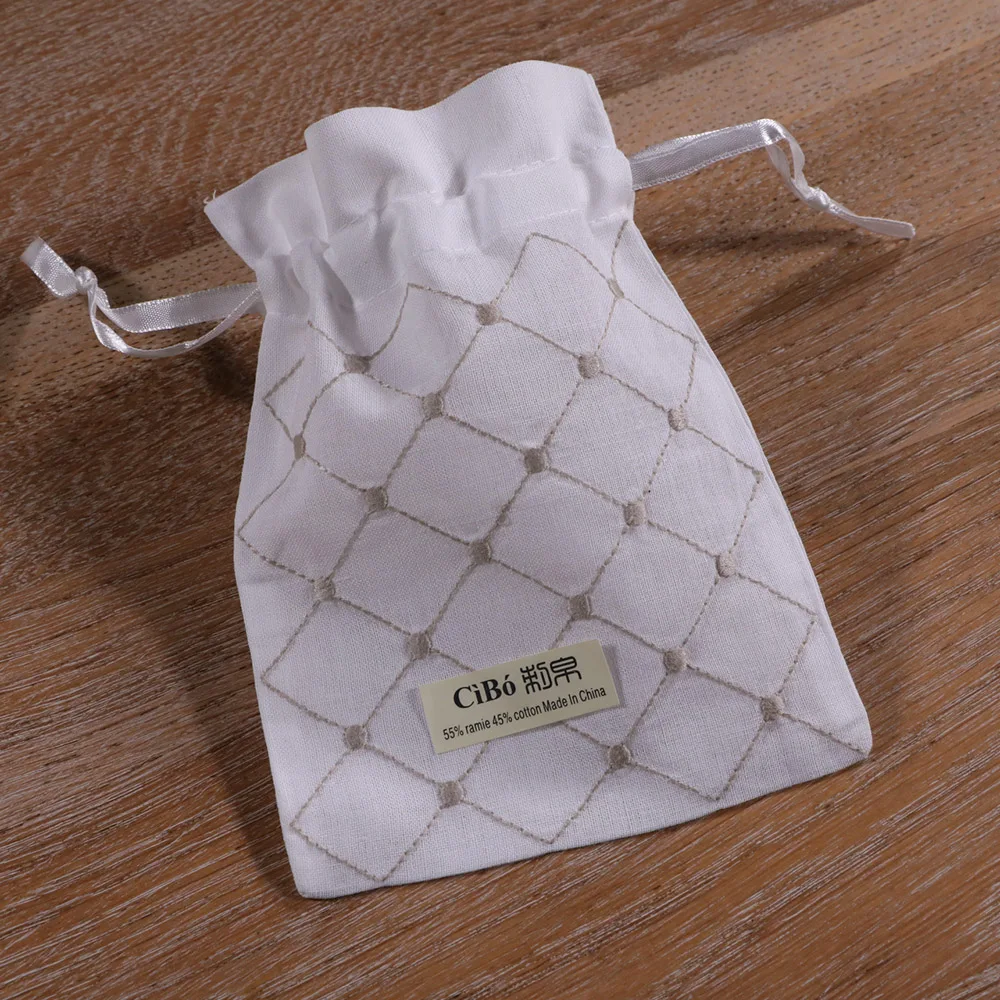 

B014 : 1 piece white ramie/cotton embroidery gift drawstring bags, 5x7 inches sachet bags, travel pouch, linen bag