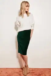 Зеленая трикотажная Вельветовая юбка Trendyol TCLAW19FV0229