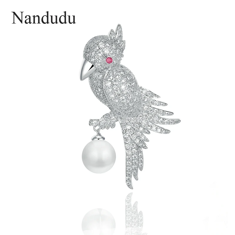 

Nandudu Cute Bird Parrot Brooches with Pearl Accessories Gift Jewelry for Women Birthday Bijouterie Christmas New Year X301