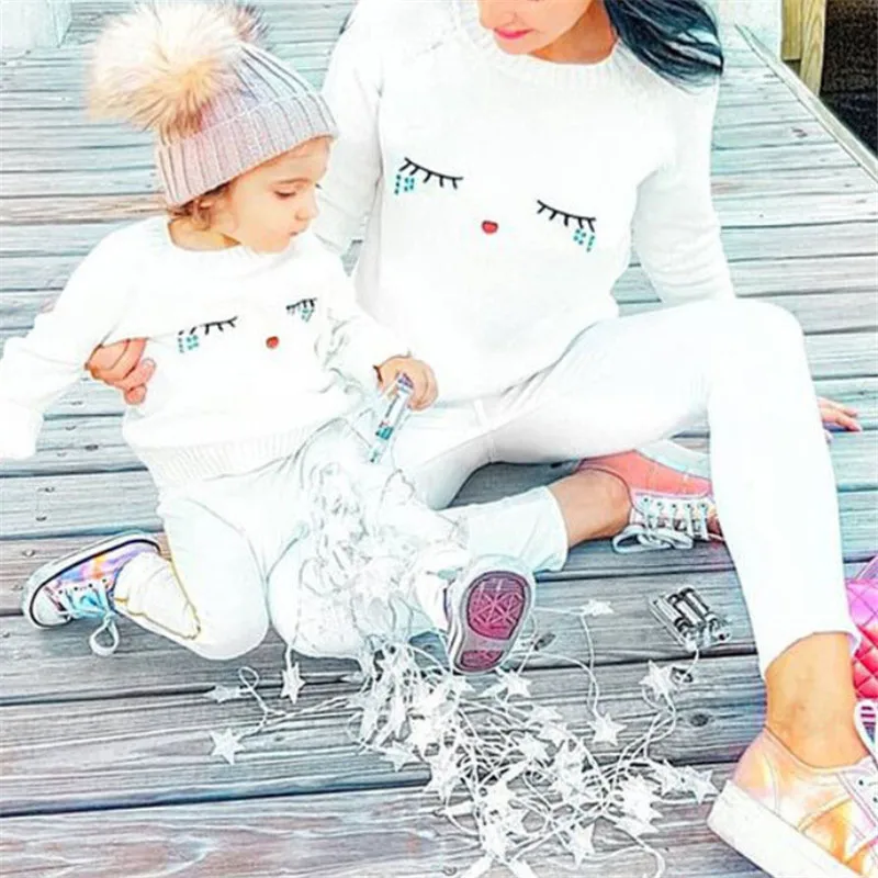 

Fashion Mother And Daughter Clothes 2019 Spring Autumn Family Matching Clothes Women Kid Girl Eyelash Printed Sweatshirt Hoodie