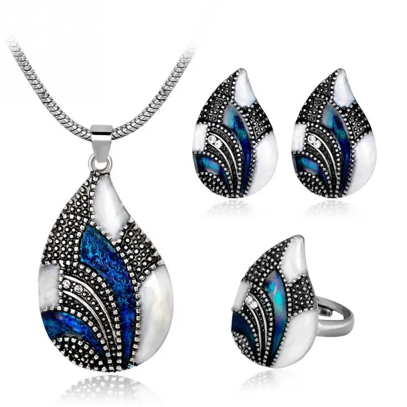 

New Women Personality Necklace/Earrings/Ring Exquisite Wedding Kit Jewelry Retro Shell Shape