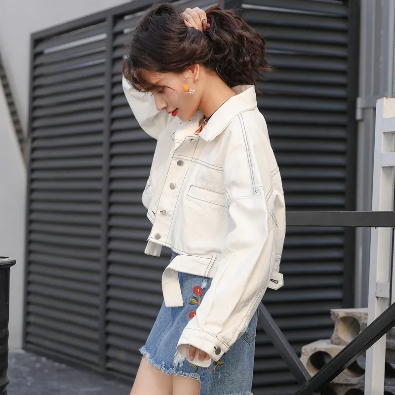 2019 Women Single Breasted Loose Denim Jacket Solid Red Yellow Ripped Cropped Denim Coats Motorcycle Biker Short Jeans Jacket