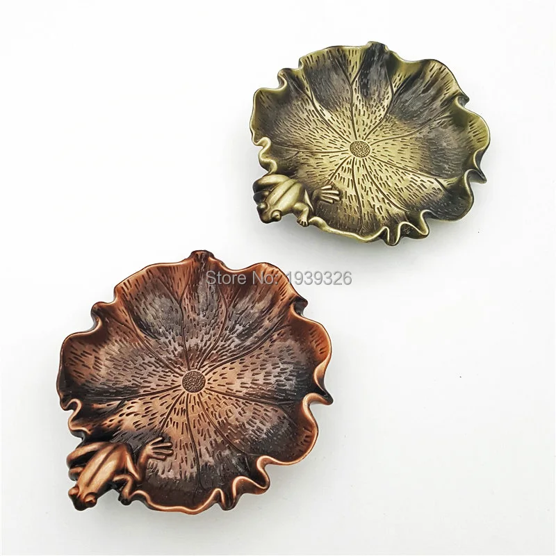 

2 pcs Vintage Copper Teacup Mat Frog Tray Pads Heat Resistant Saucer Teaware Drink Coasters Table Decoration Coffee Cup Tray