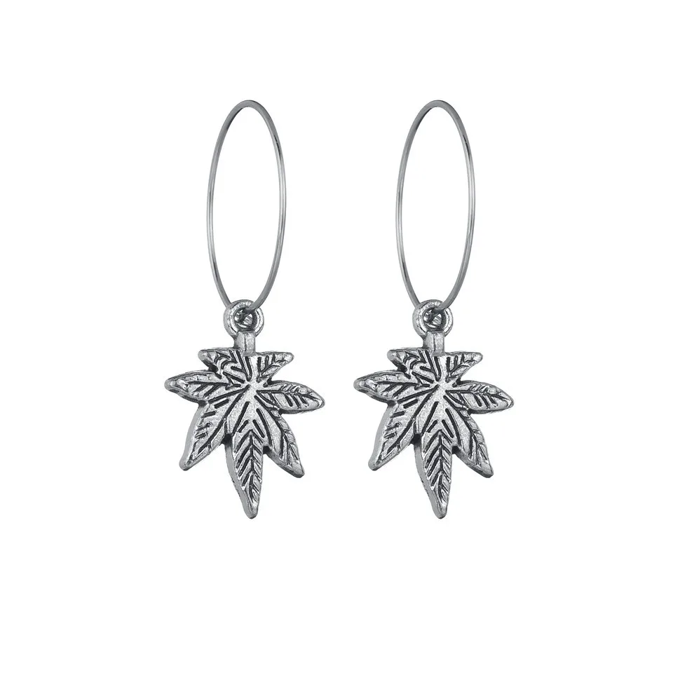 

Handmade New Heart Drop Earrings For Women Vintage Silver Color Lucky Maple Leaf Earings Jewelry Female Jewelry Earrings Gift