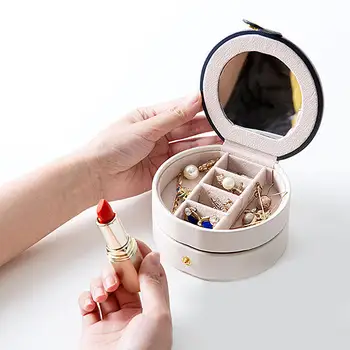 

Portable Jewelry Box Powder White Pendant Jewelry Box With Mobile Double Partition Adopts Environmentally Friendly Pu Material
