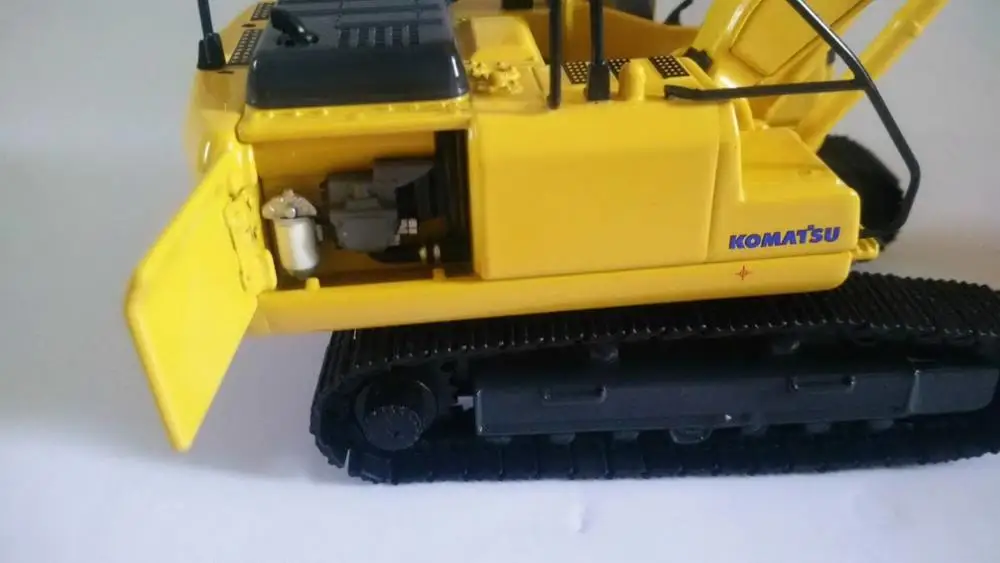 1/43 Komatsu PC200-8MO гидравлический экскаватор с металлическим треком литая модель игрушки