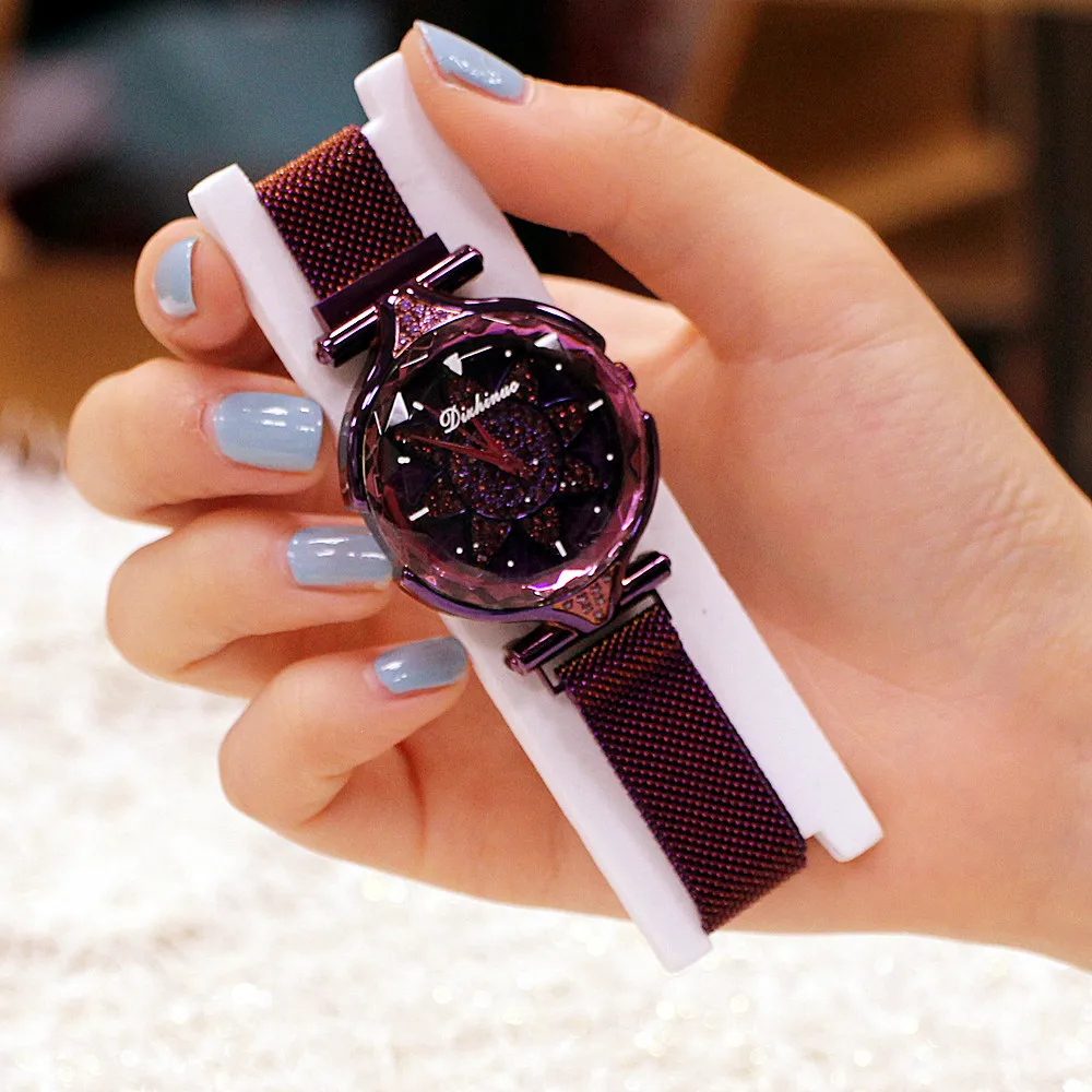 

2019 Hot Popular Korea New Design Watch Creative Concise Diamond Dial Clock Steel Mesh Magnet Buckle Student Quartz Watches