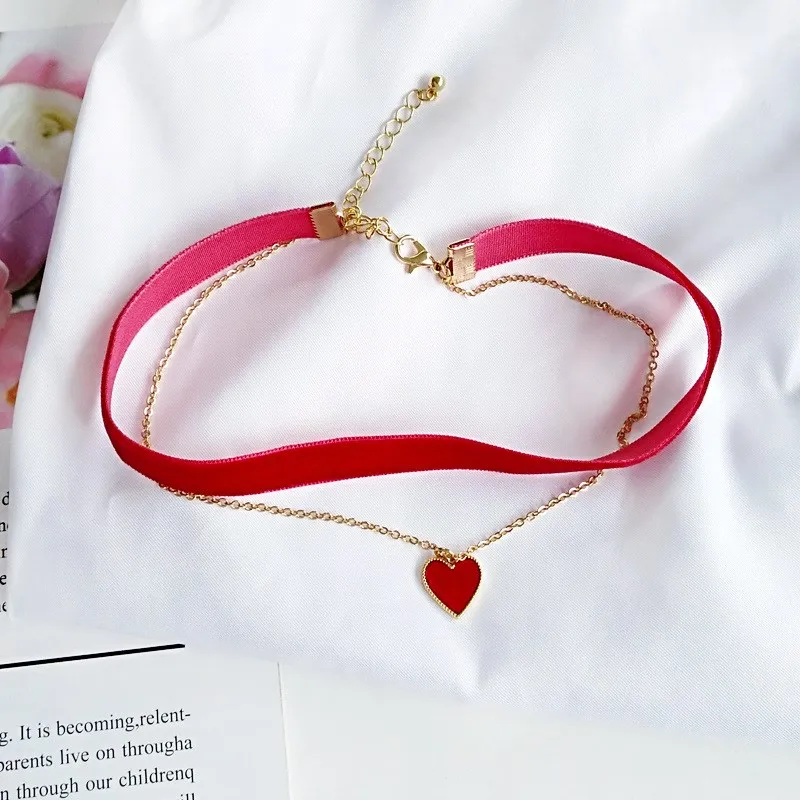 

Japan Korean Red Love Heart Choker Necklaces Cute/Romantic Simple Gold Chain Heart Pendant Necklace For Women Gift