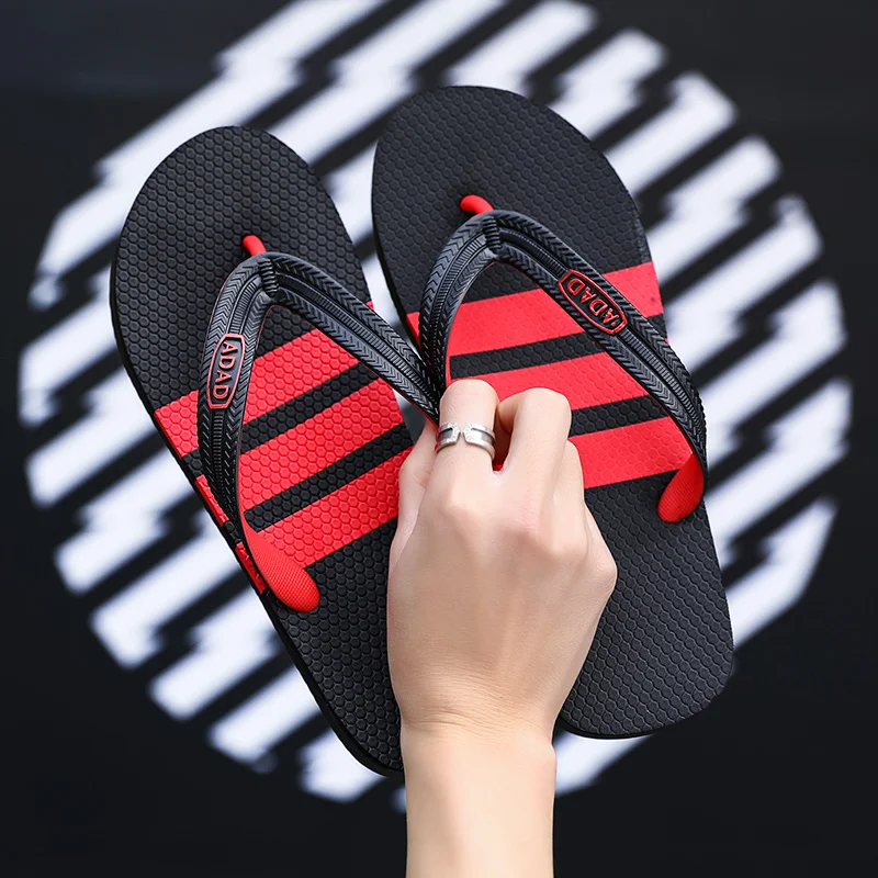 

Postobon 2019 Latest Light Weight Beach Slippers Comfortable bathroom slippers Non-slide Male Thongs Sandals