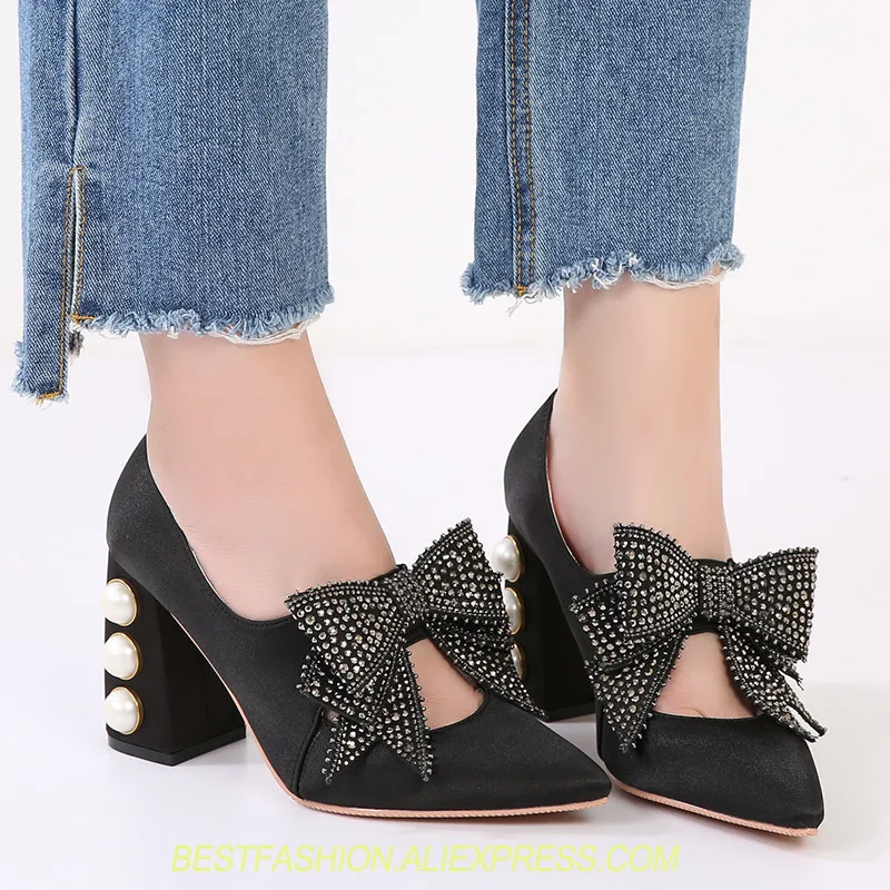 

Designers Shoe Womens Pearl Heels High Heeled Stiletto Luxury Big Bowtie Rhinestone Sexy Party Dress Shoes Wedding Shoe Bridal