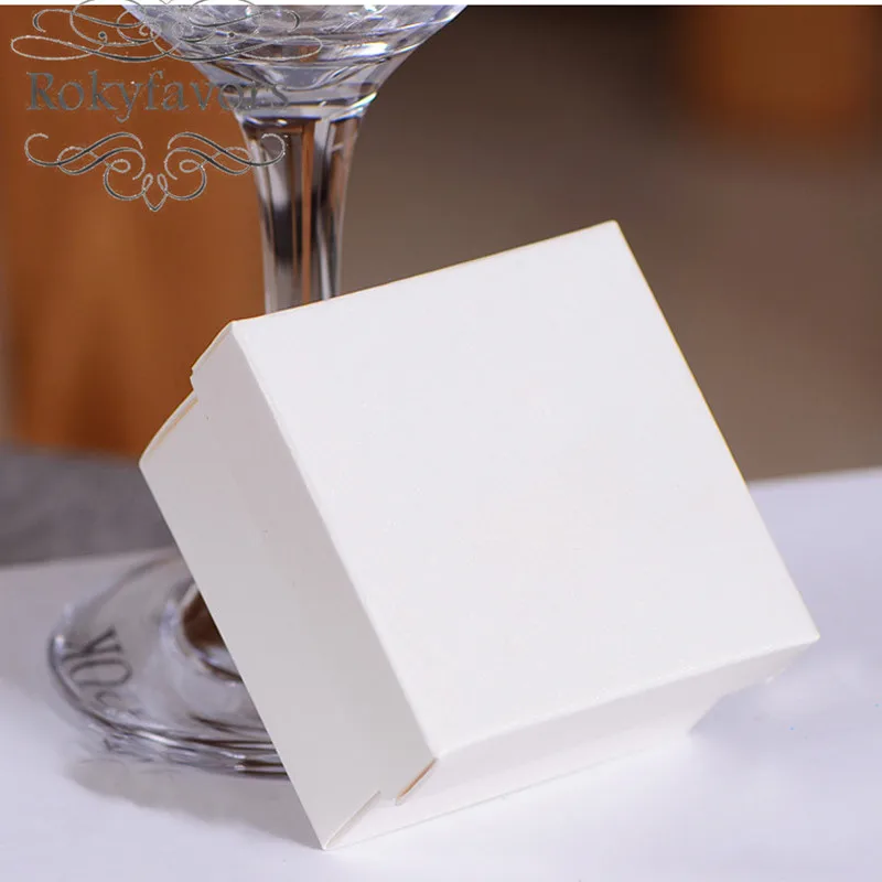 50pcs White Favor Boxes 6.5cmx6.5x3.8cm Gift Package Wedding Shower