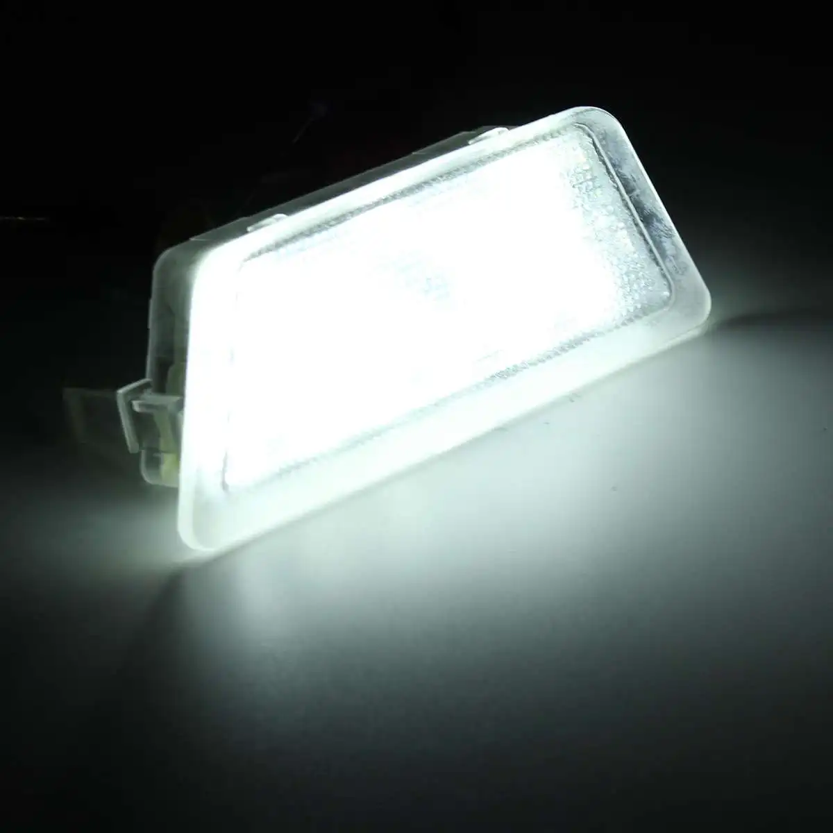 

Car LED License Number Plate Light For Vauxhall Opel Astra G MK4 Saloon 1998 1999 2000 2001 2002 2003 2004