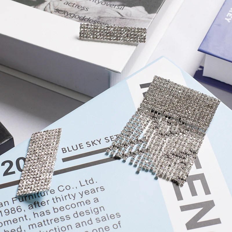 

Three-piece set of 100-set drill Brooch X031