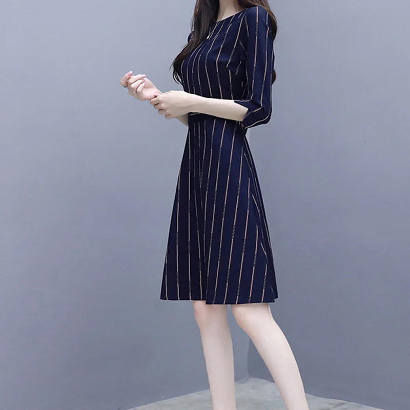 

Summer elegant Women dress Simple Commuter Round Neck Slim Five-point Sleeve Striped Dress Dark blue