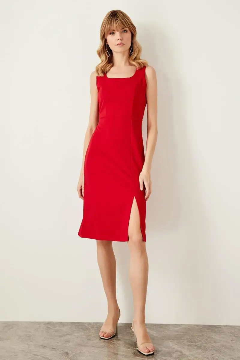 Красное трикотажное платье Trendyol TWOSS19FV0113|Платья| |