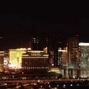 City lit up at night Las Vegas Nevada USA 2010 постер печать (36x12) | Дом и сад