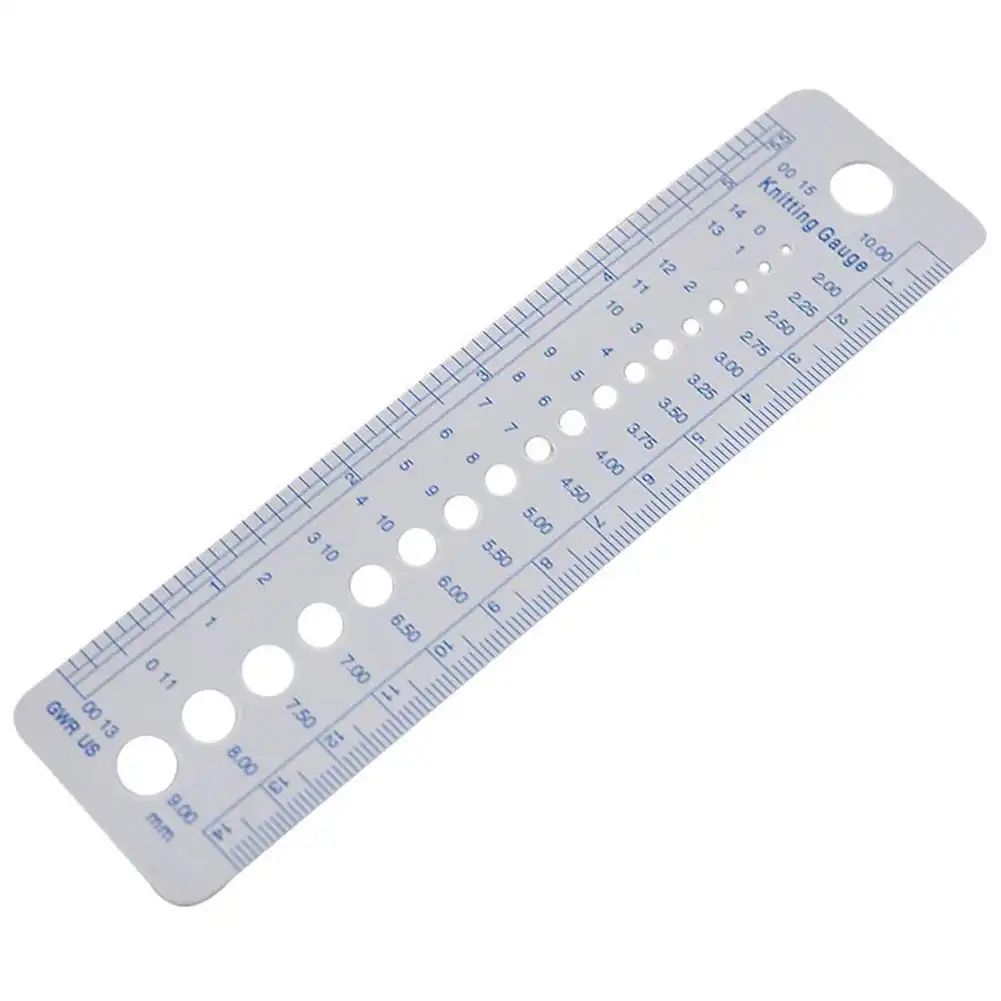 10 x knitting gauge ruler plastic knitting needle size gauge