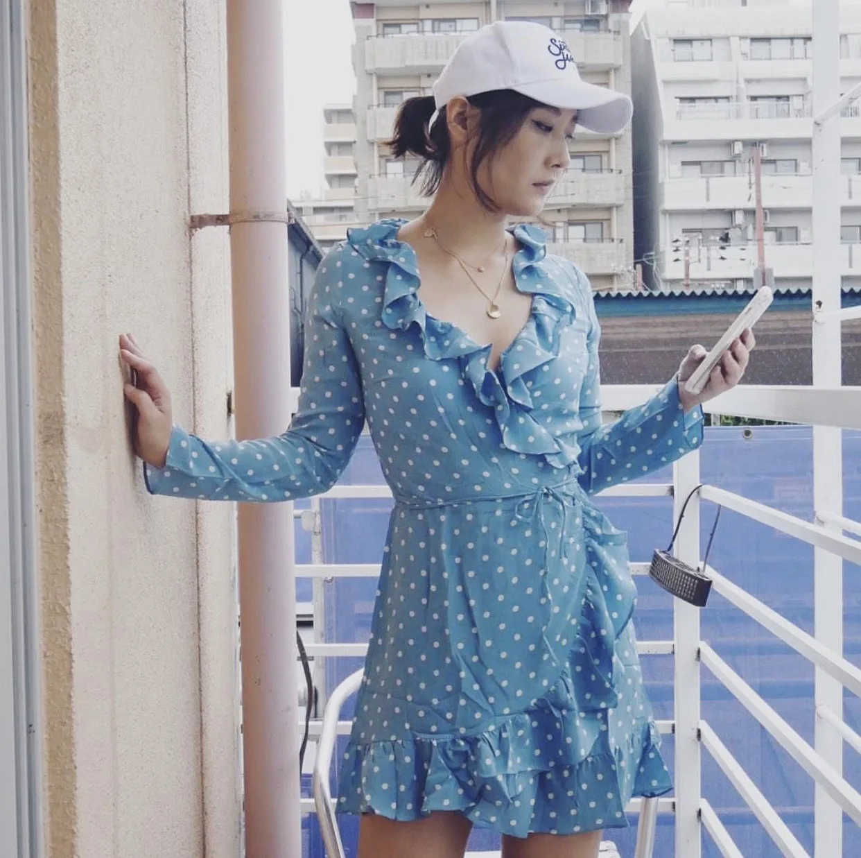 

2019 Women's Dresses Dot Printing Holiday Boho Style Mini Dress Long Sleeve Ruffles Sexy A-line Retro Dress Chiffon Wrap Dress