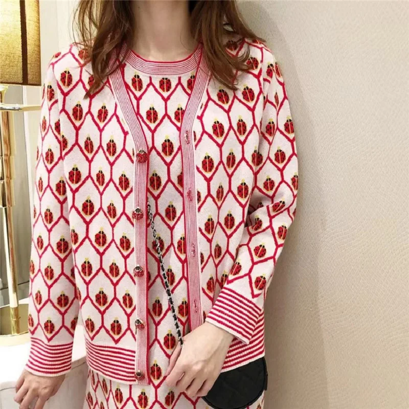 

2018 Winter Elegant Women Pink Ladybug Plaid Sweater Cardigans Runway Designer Long Sleeve Female Knitted Jumper Tops Clothing