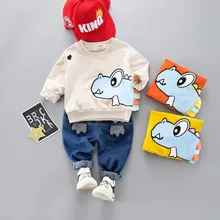 Новинка; Лидер продаж для детей ясельного возраста детская одежда костюмы весенняя одежда для маленьких мальчиков и девочек с персонажами из мультфильмов детская футболка и джинсы; 2 комплекта в шт./компл. Детский костюм