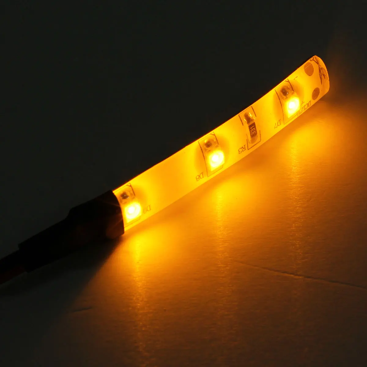 Светодиодная лента водонепроницаемая 3528 SMD IP65 12 В 3 светодиода|Декоративная