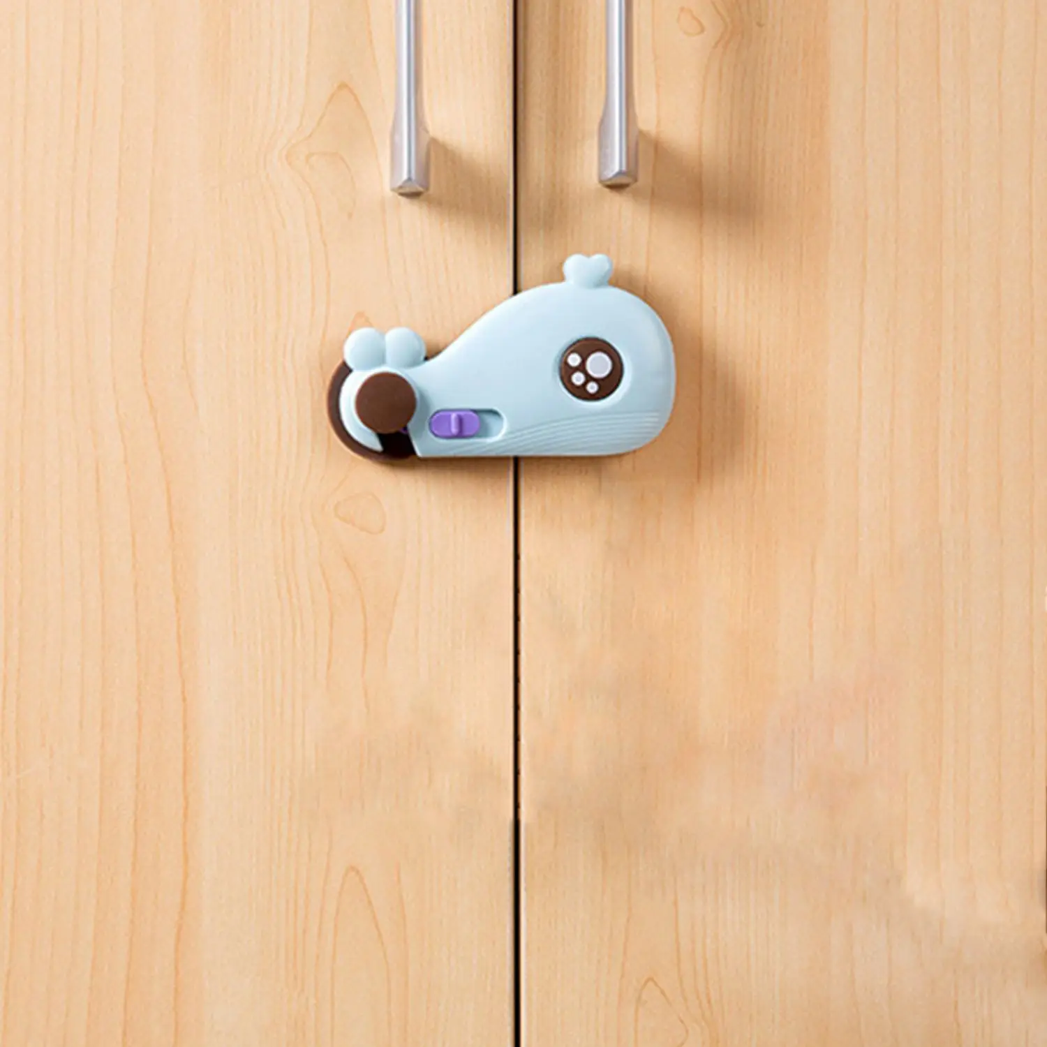

Cartoon Whale Shape Baby Safety Cabinet Door Lock Baby Kids Security Care Protector Lock for Drawer Refrigerator Cupboard