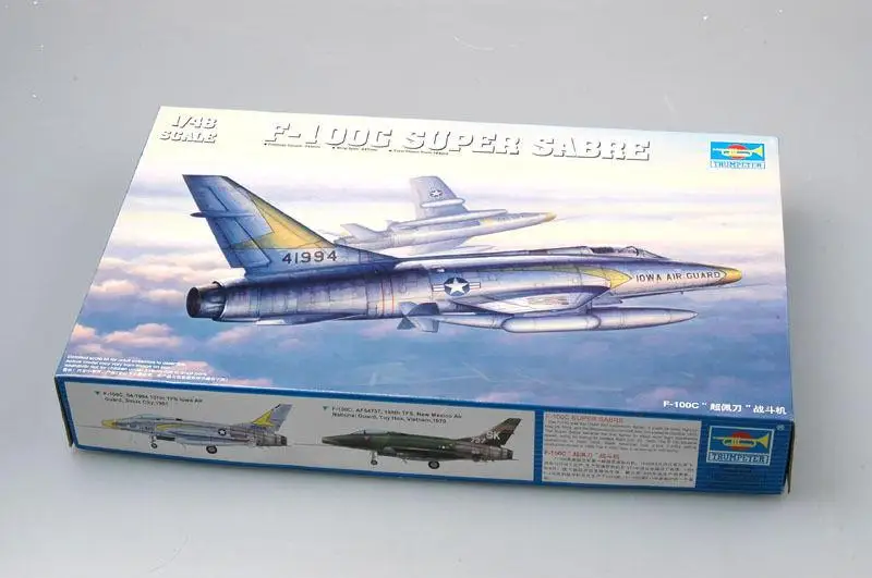 Trumpeter 1/48 02838 F-100C Super Saber | Игрушки и хобби