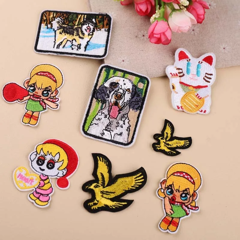 

PGY1PCS Animal Cartoon Golden Eagle Patch Iron on Badge Patches Girl Embroidered Fortune Cat Patch Clothes Cartoon Wolf Stickers
