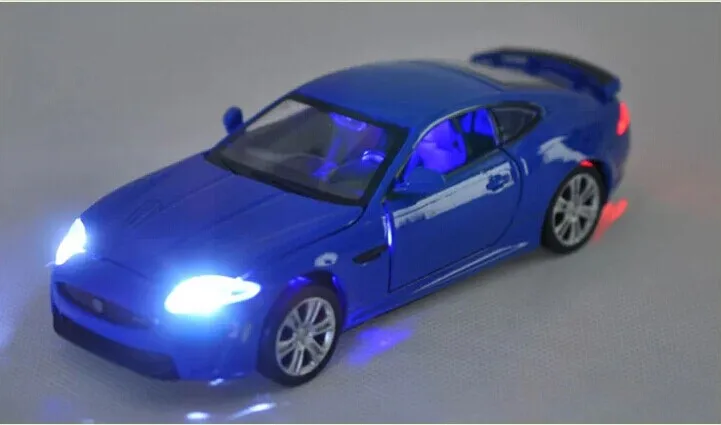 132 Alloy Car Model For Jaguar XKR-S-21