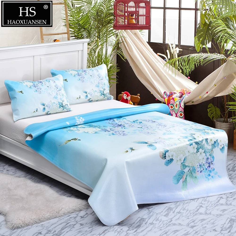 

Floral pattern Cowhide mat 11 kg Three piece suit Full grain leather mat Air conditioner mat thick 3.8 MM Size Can be customized