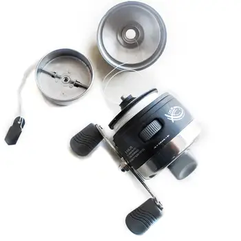 

Mounchain Enclosed Spincast Fishing wheel Reel Left/Right hand 3.3:1 Gear ratio Interchangeable for Saltwater Freshwater Fishing