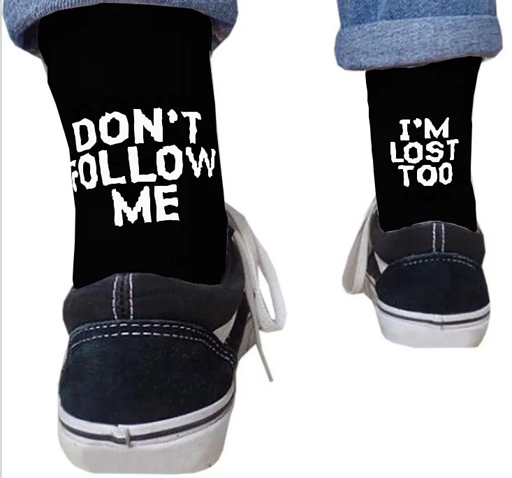 Pride Hipster черные потерянные носки надпись dont follow me I am Lost смешные надписи белые