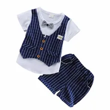 Для маленьких мальчиков летняя одежда для мальчиков с принтом букв, Детская футболка с коротким рукавом и бантом брюки 2 шт./компл. детский красивый зимний комбинезон для младенцев, Повседневное спортивный костюм