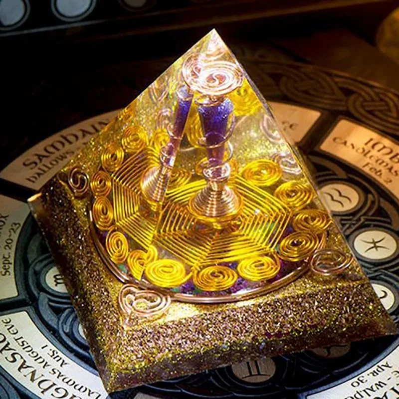 Кристаллическая Пирамида AURA REIKI с добавлением богатства преобразователь энергии