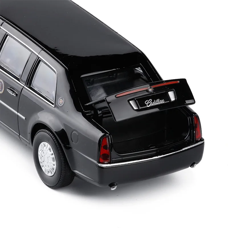 Коллекция 1/32 года литый под давлением американский автомобиль DTS модель