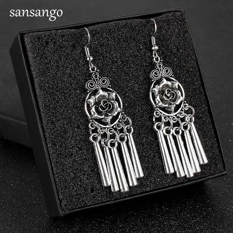 

Fashion Antique Silver Metal Carved Flower Tassel Dangle Earrings For Women Girls Ethnic Long Earrings Jewelry Gifts