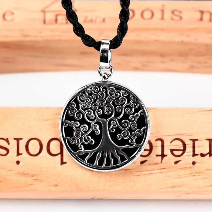 

chalcedony Life Tree Pendant circular hanging tag Silver Pendant simple for men and women of the same style