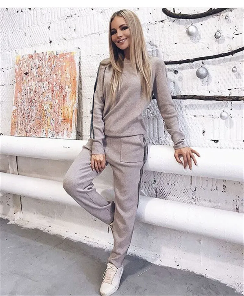 

2019 Side Striped Women Winter Knitting Set Women Sweater Top And Full Pant 2 Piece Set Suit Casual Women Tracksuit