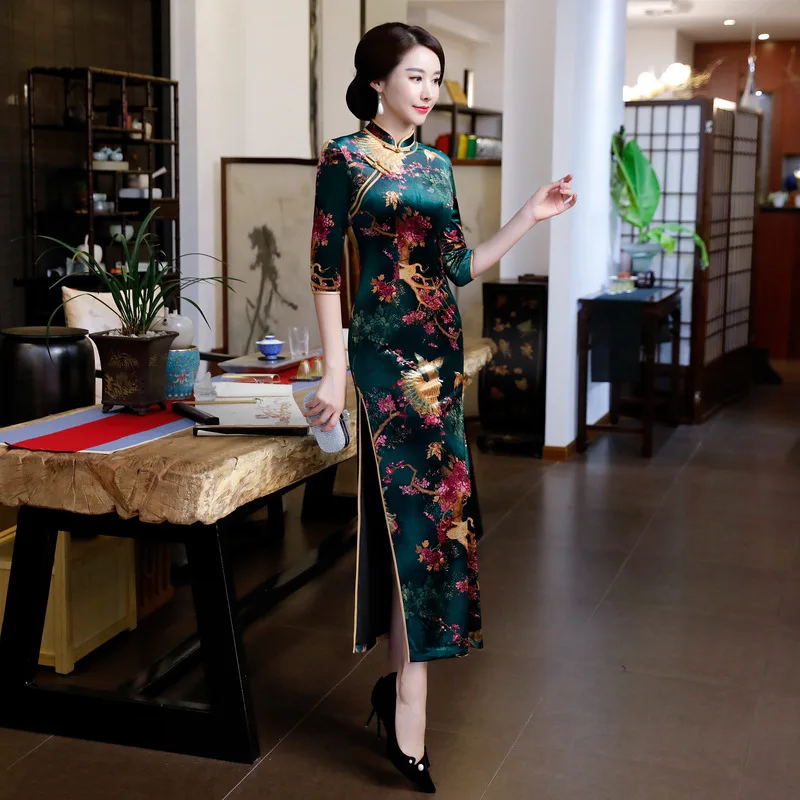 

Winter Stretch Cheongsam China Women Velvet Chinese Traditional Evening Dress Long Oriental Qipao Plus Size Asian Style Dresses