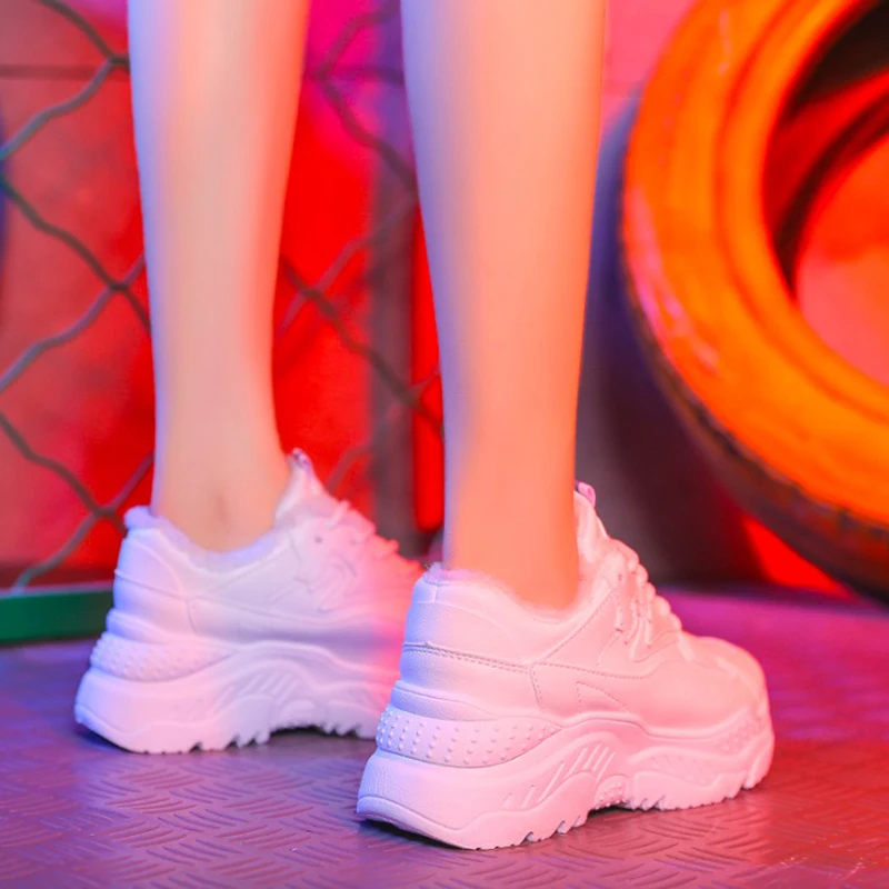 Tleni 2018 Women Sneakers New PU Women running Shoes Winter Lace-Up Flats Platform Warm Plush Women Shoes ZF-37