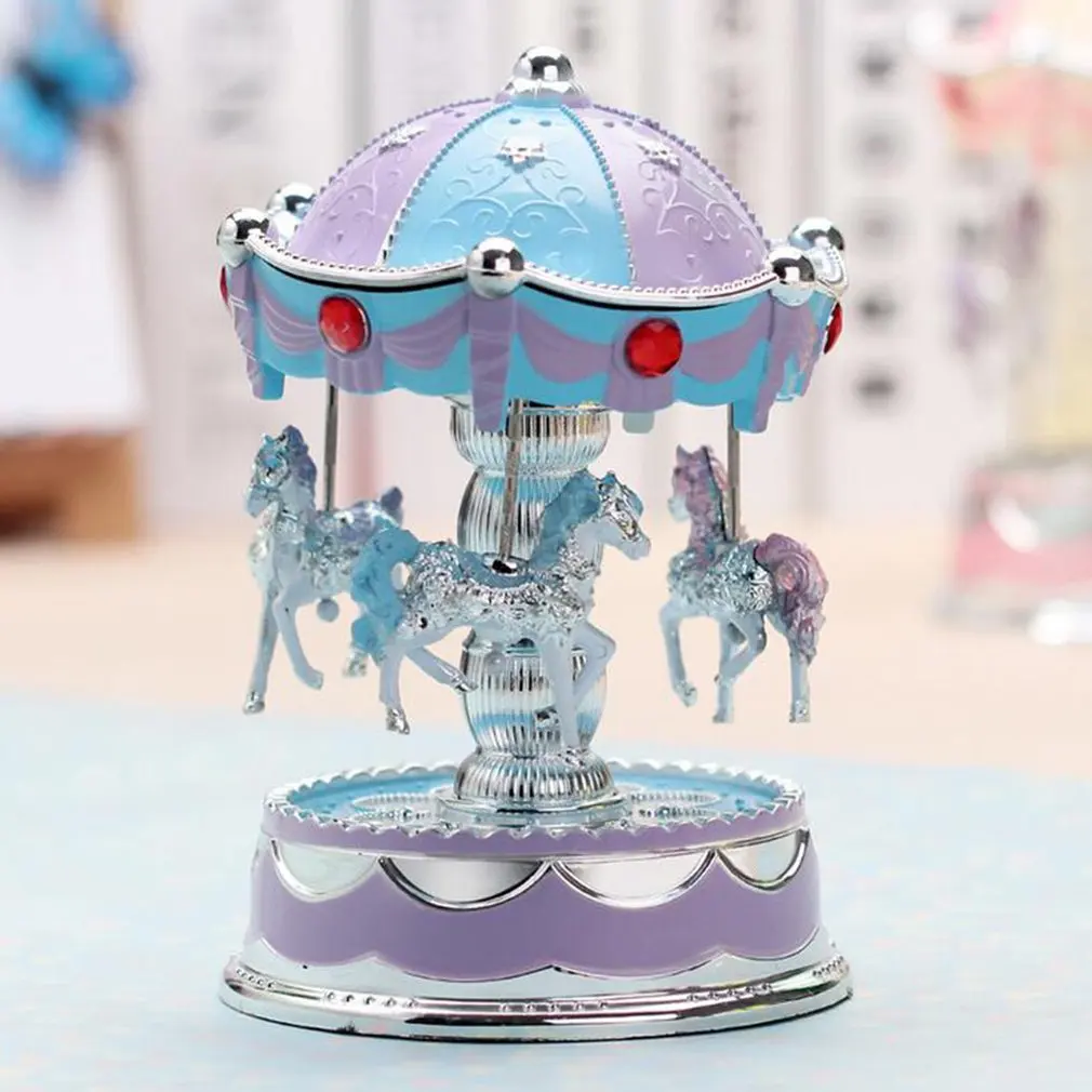 

Carousel Music Box with Flash Classic Vintage Birthday Gift Music Box Movement Romantic Christmas Present Ornament